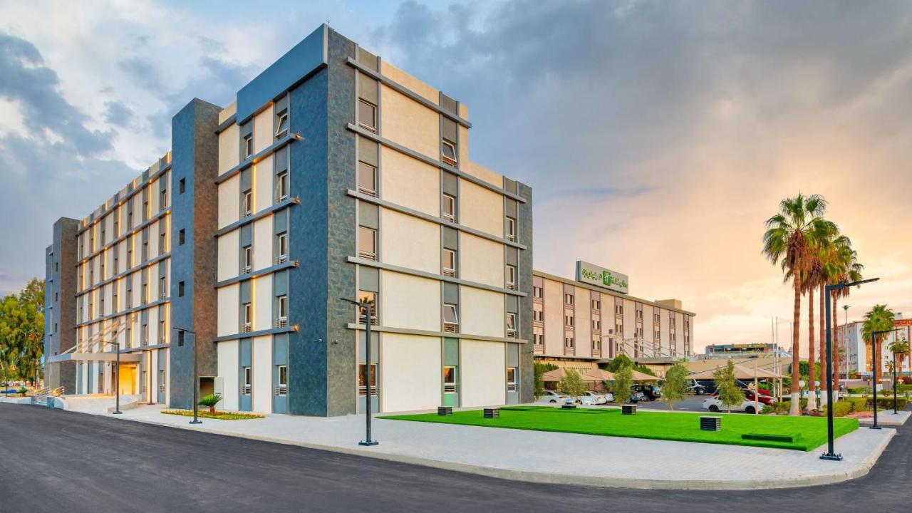 Holiday Inn Tabuk By Ihg Extérieur photo