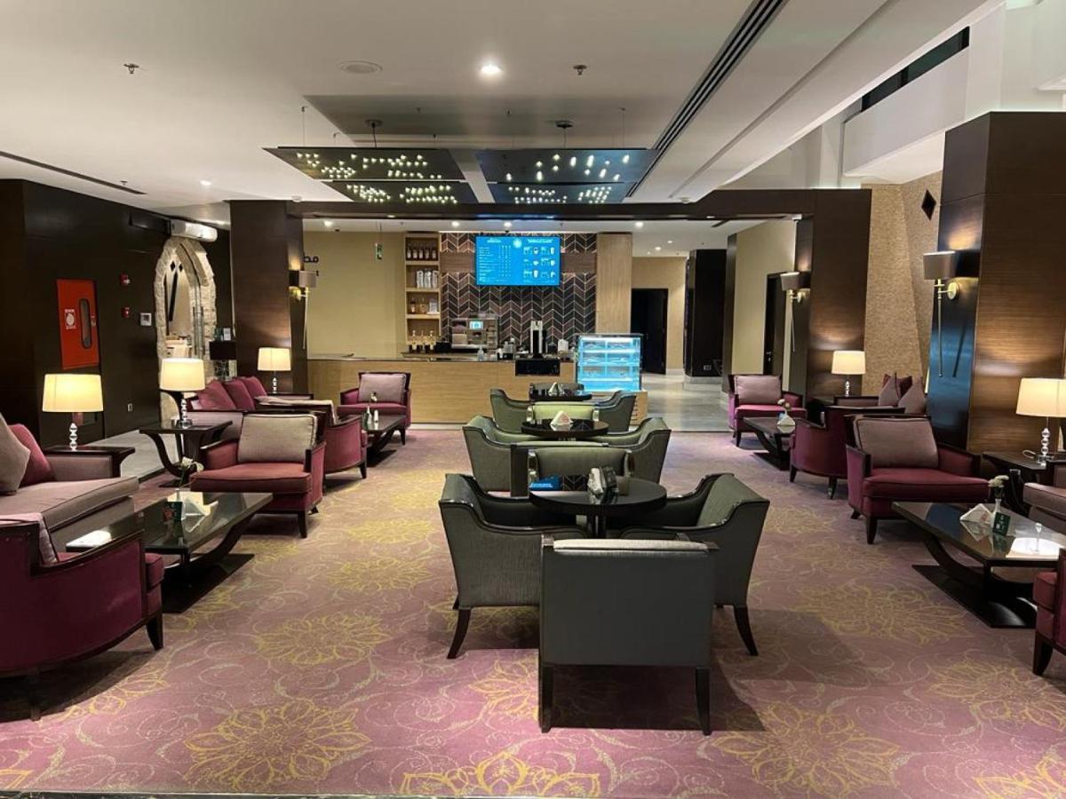 Holiday Inn Tabuk By Ihg Extérieur photo