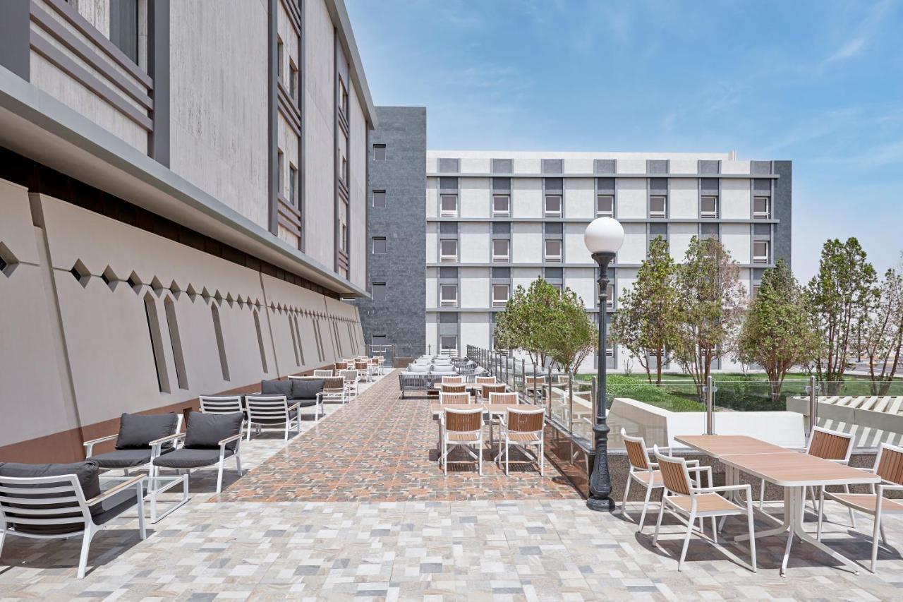 Holiday Inn Tabuk By Ihg Extérieur photo