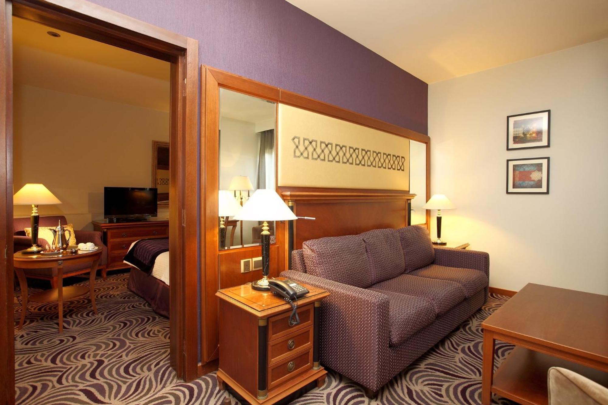 Holiday Inn Tabuk By Ihg Extérieur photo